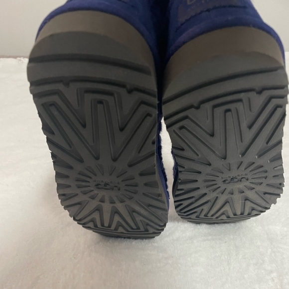 UGG Knit Sweater Boot - Picture 3 of 6